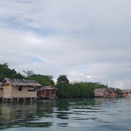 Arborek Diving Homestay R4 Besir エクステリア 写真
