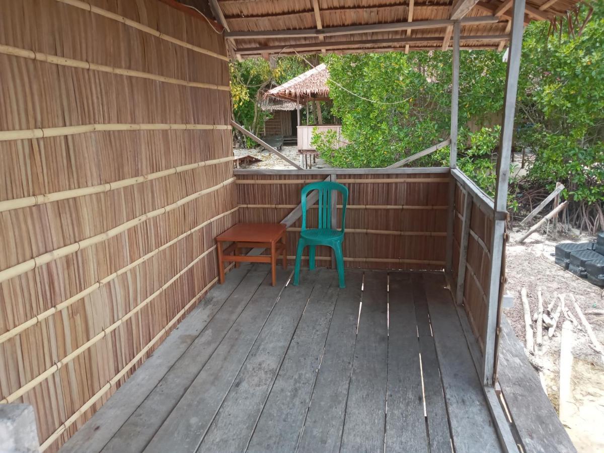 Arborek Diving Homestay R4 Besir エクステリア 写真