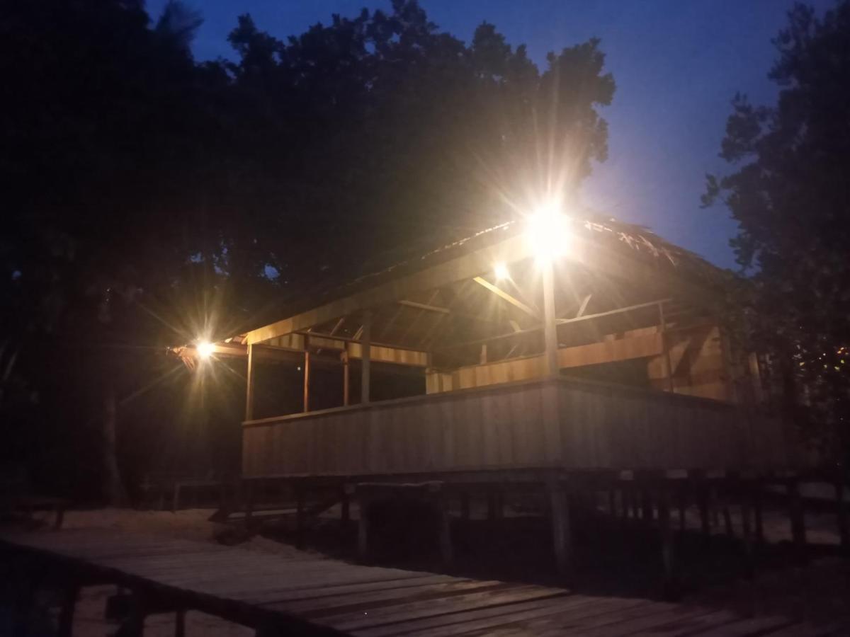 Arborek Diving Homestay R4 Besir エクステリア 写真