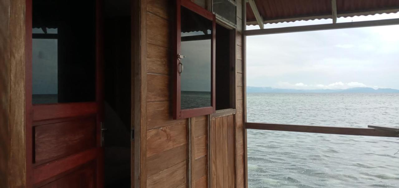 Arborek Diving Homestay R4 Besir エクステリア 写真