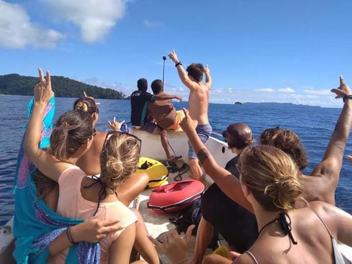 Arborek Diving Homestay R4 Besir エクステリア 写真