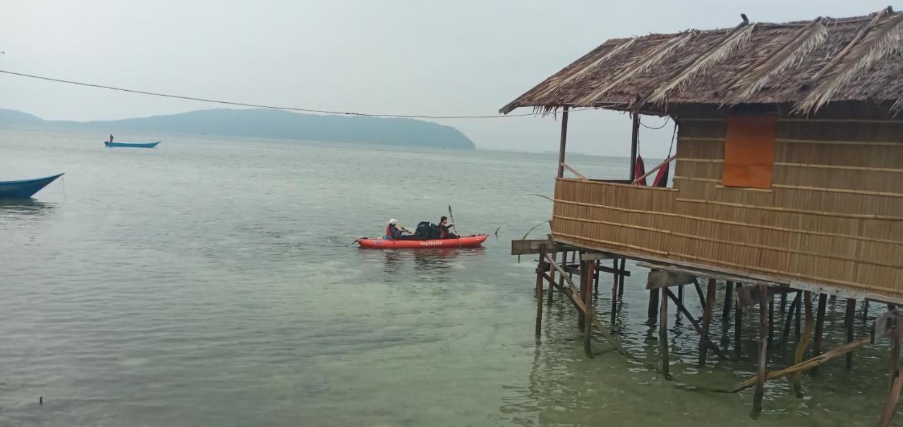 Arborek Diving Homestay R4 Besir エクステリア 写真