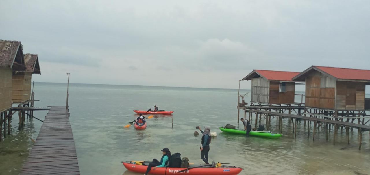 Arborek Diving Homestay R4 Besir エクステリア 写真